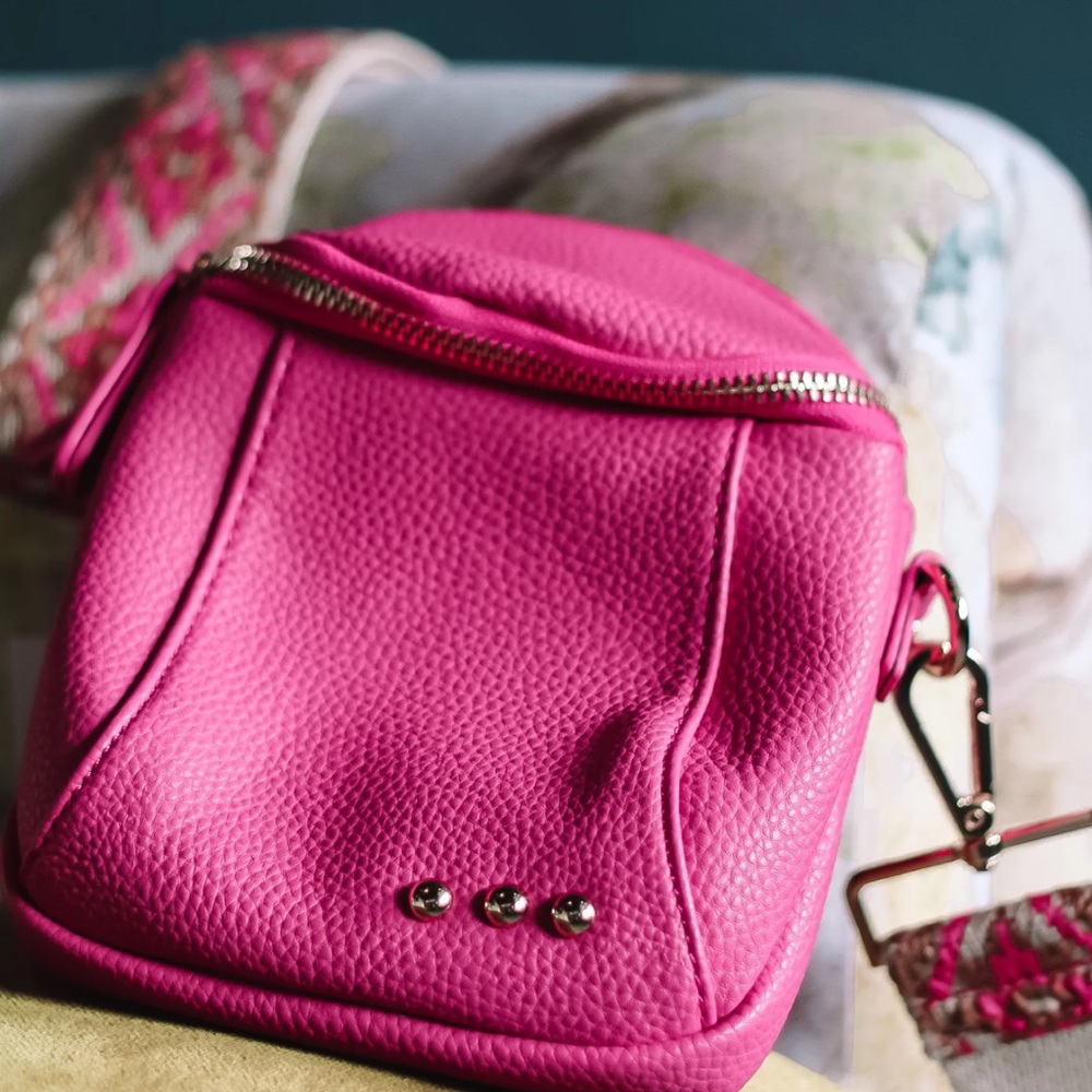 Leather Bag with Removable Crossbody Strap, Pink EUC